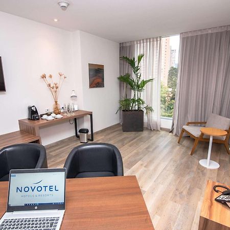 Novotel Medellin El Tesoro Экстерьер фото Suite