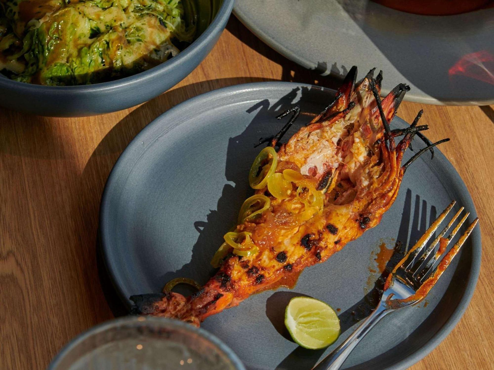 Novotel Medellin El Tesoro Экстерьер фото Grilled prawn